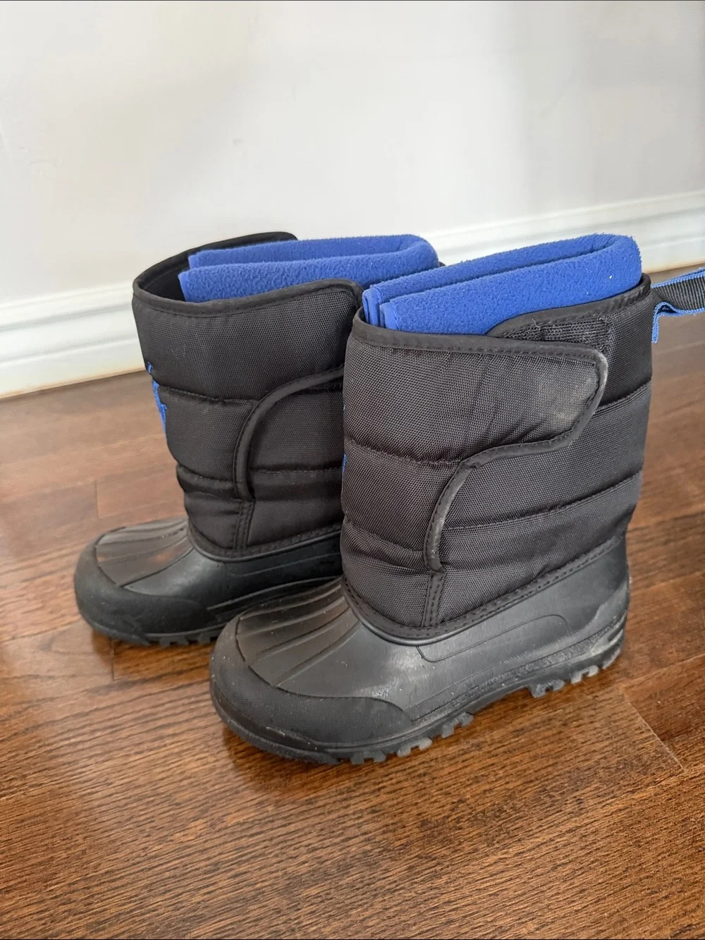 Polo by Ralph Lauren Kids Black Snow Boots with Blue Lining & Logo